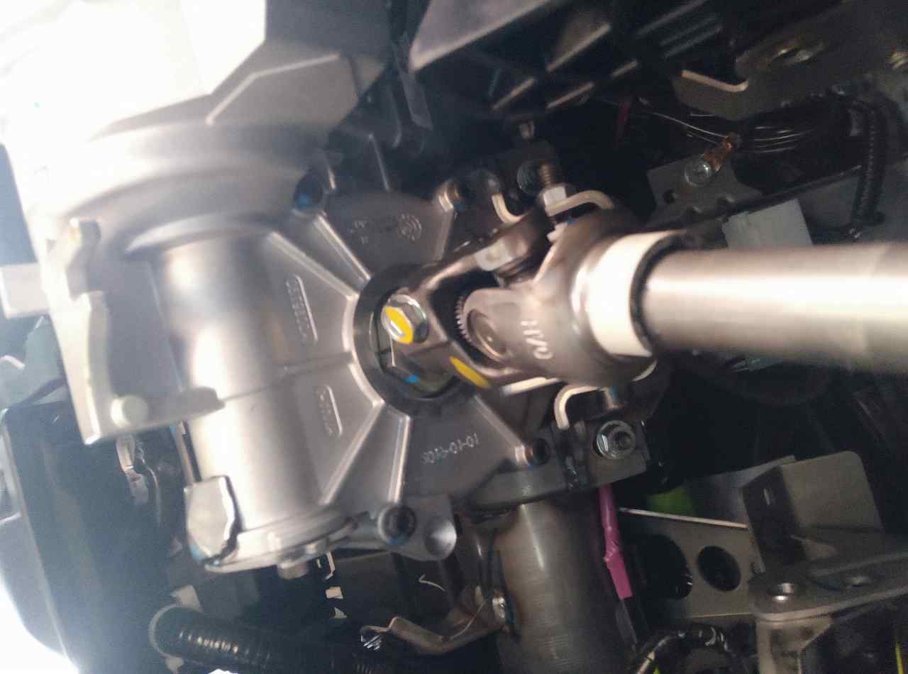 Columna Direccion para Mazda 2 Lim. ()