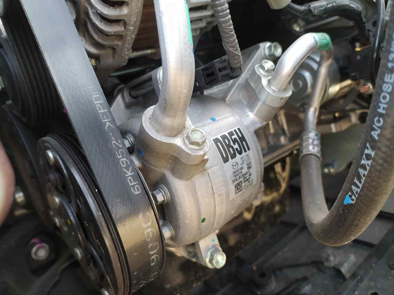 Compresor Aire Acondicionado para Mazda 2 Lim. ()