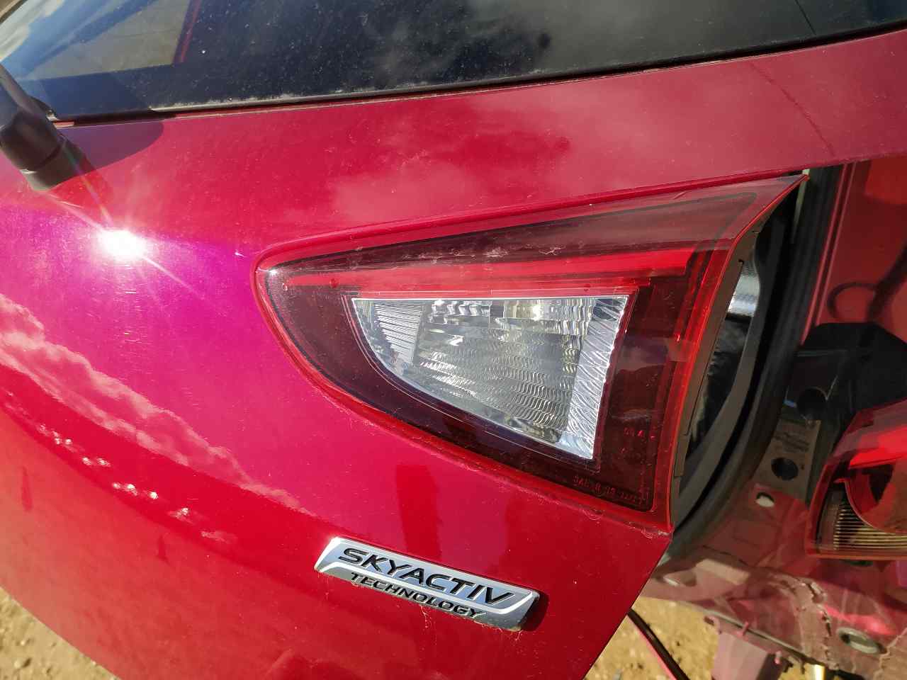 Piloto Trasero Derecho Interior para Mazda 2 Lim. ()