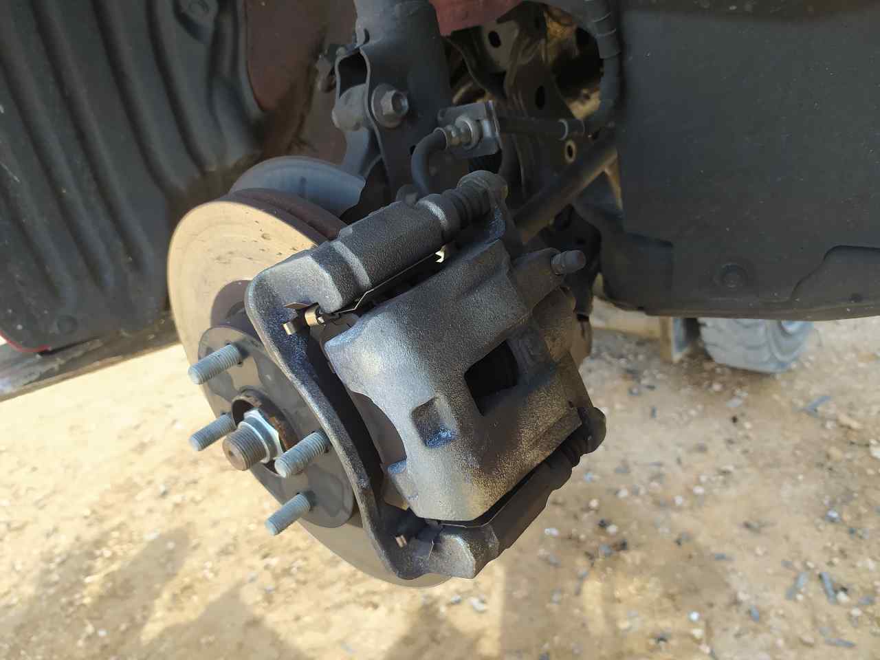 Pinza Freno Delantera Derecha para Mazda 2 Lim. ()