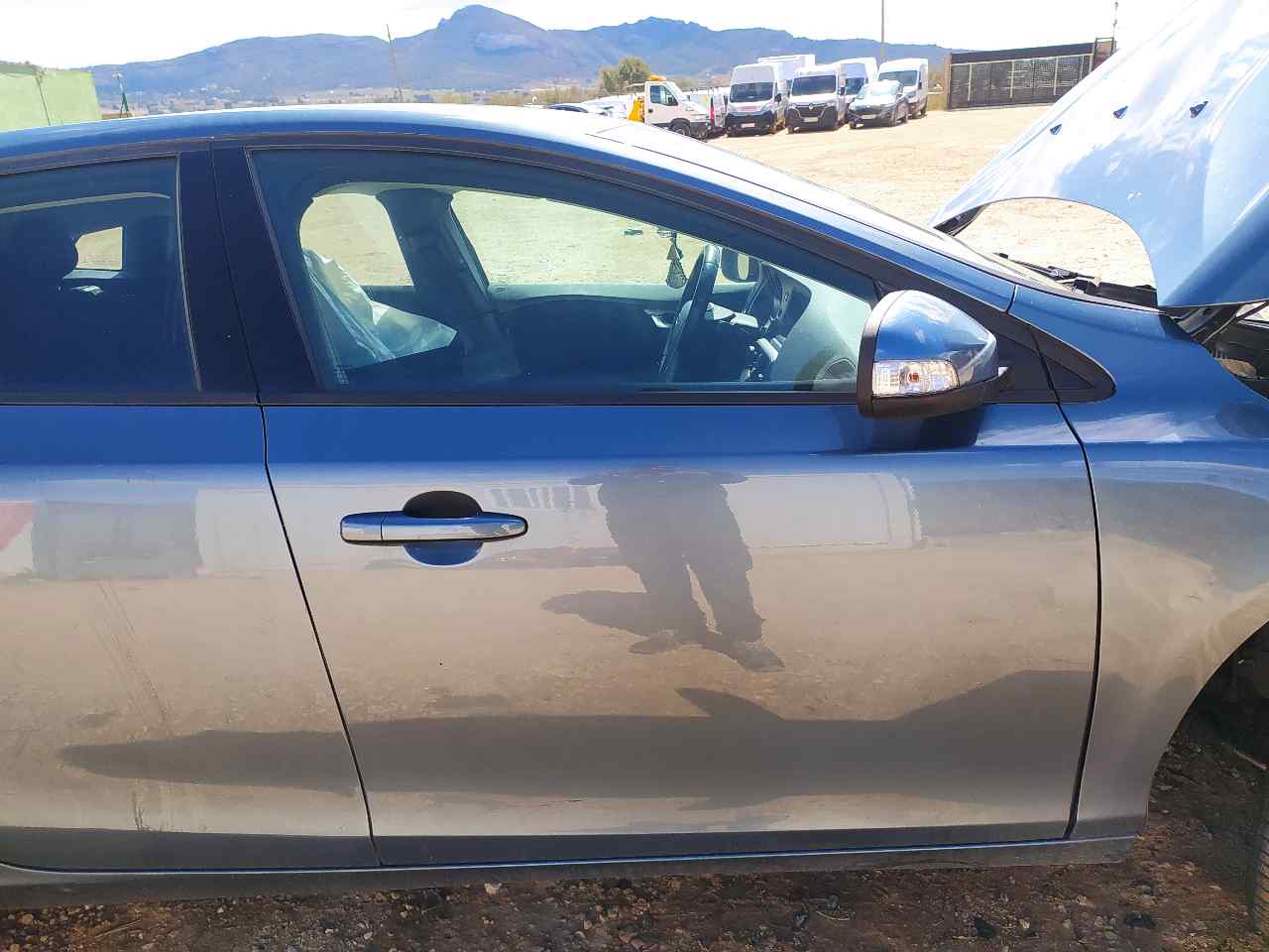 Puerta Delantera Derecha para Volvo V40 Hatchback (525)