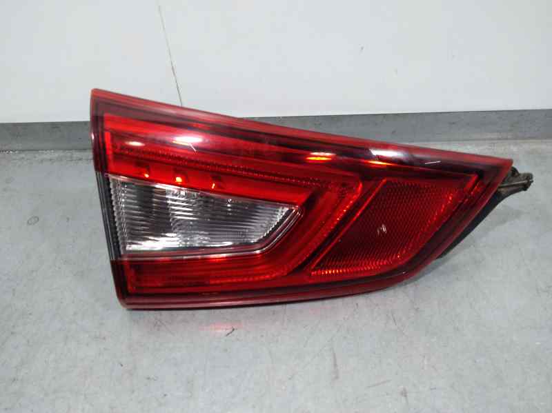 Piloto Trasero Izquierdo para Nissan Qashqai (J11)