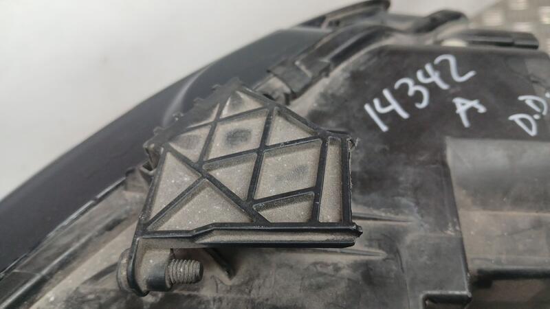 Faro Derecho para Audi A4 Ber. (B8)