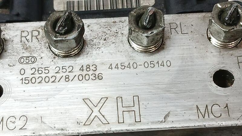 Abs para Toyota Avensis (T27)
