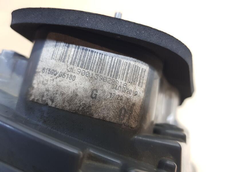 Piloto Trasero Izquierdo Interior para Toyota Avensis (T27)