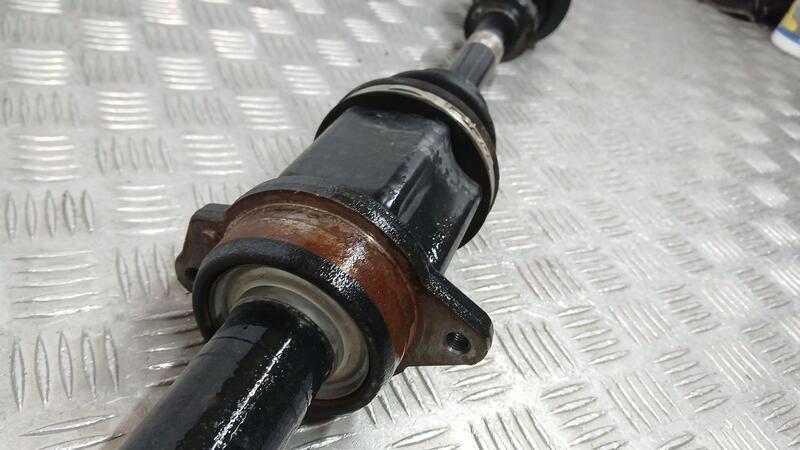 Transmision Delantera Derecha para Toyota Avensis (T27)