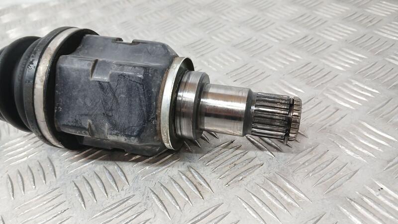 Transmision Delantera Izquierda para Toyota Avensis (T27)