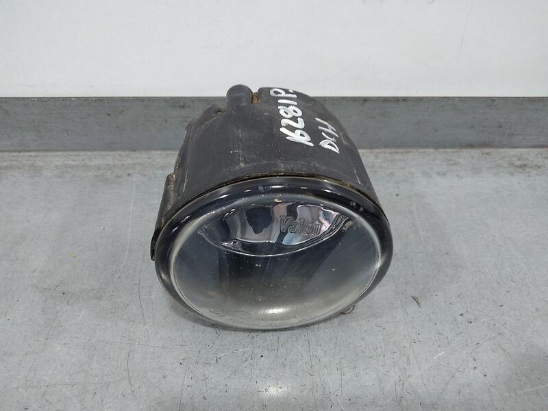 Faro Antiniebla Derecho para Nissan Juke (F15)