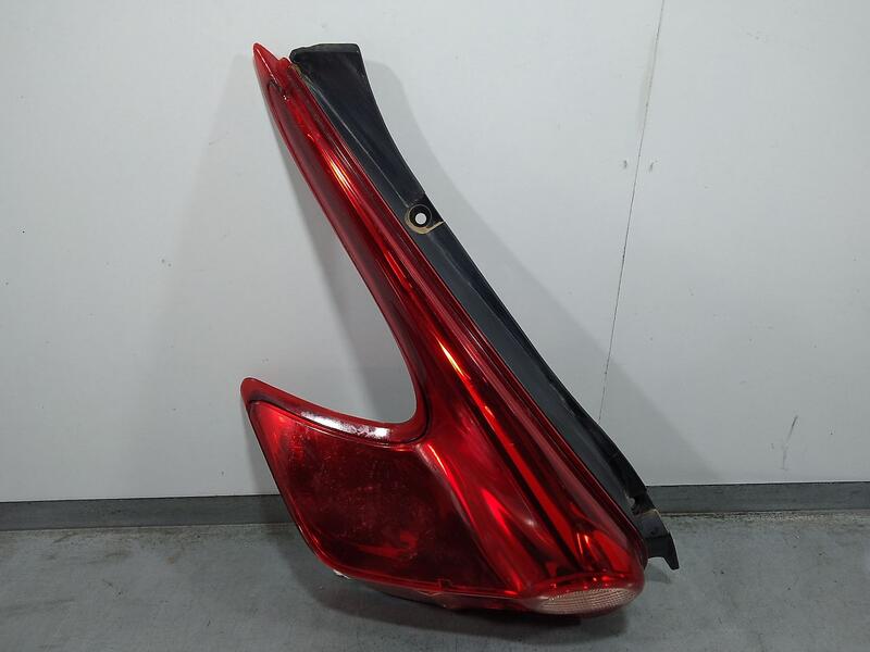 Piloto Trasero Izquierdo para Nissan Juke (F15)