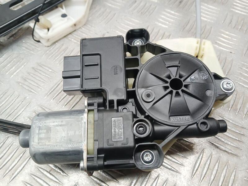 Elevalunas Trasero Derecho para Seat Leon (5F1)