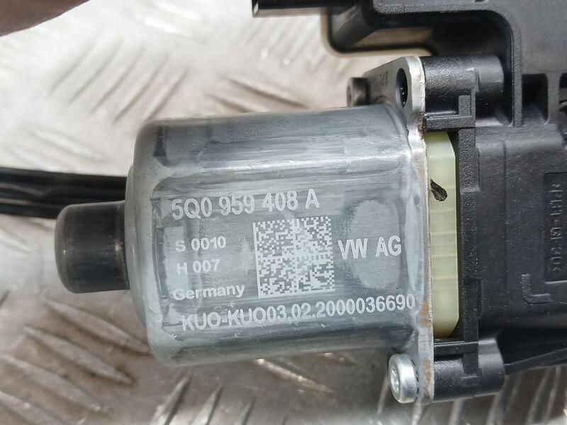 Elevalunas Trasero Derecho para Seat Leon (5F1)