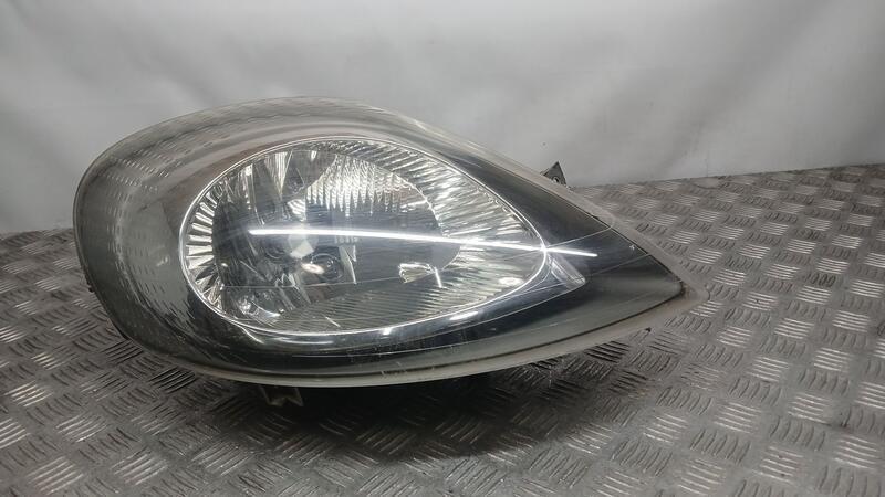 Faro Derecho para Renault Trafic Caja Cerrada (Ab 4.01)