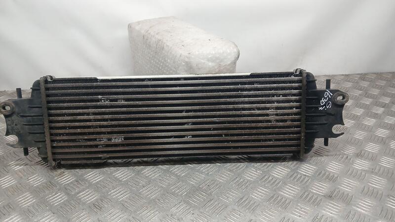 Intercooler para Renault Trafic Caja Cerrada (Ab 4.01)