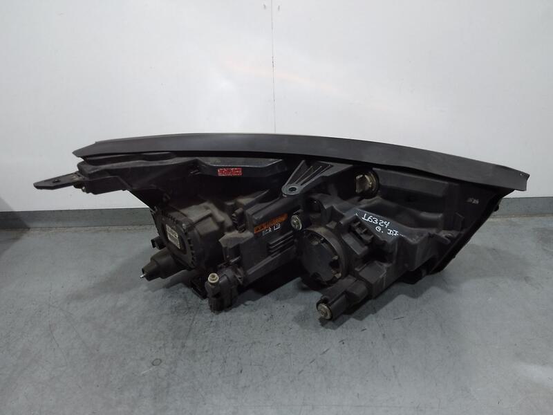 Faro Izquierdo para Ssangyong Rodius