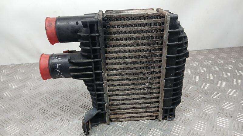 Intercooler para Toyota Avensis Wagon (T25)
