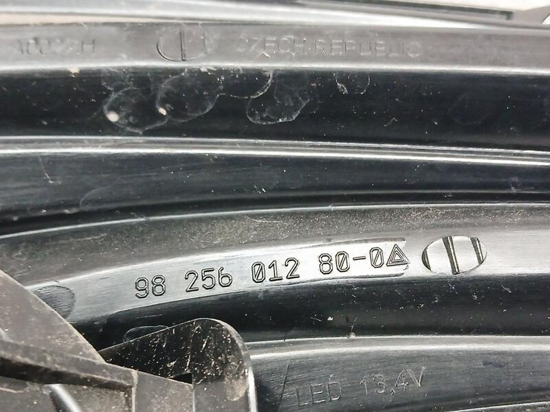 Piloto Trasero Izquierdo para Peugeot 208