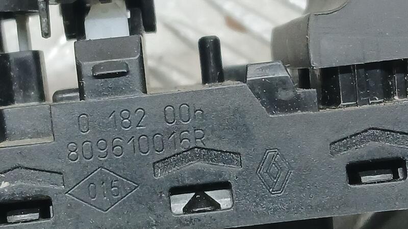 Mando Elevalunas Delantero Izquierdo para Renault Scenic Iii
