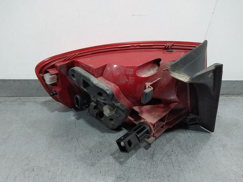 Piloto Trasero Derecho para Audi A4 Ber. (B8)