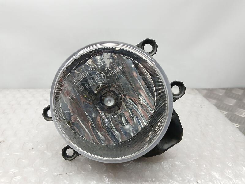 Faro Antiniebla Derecho para Toyota Auris