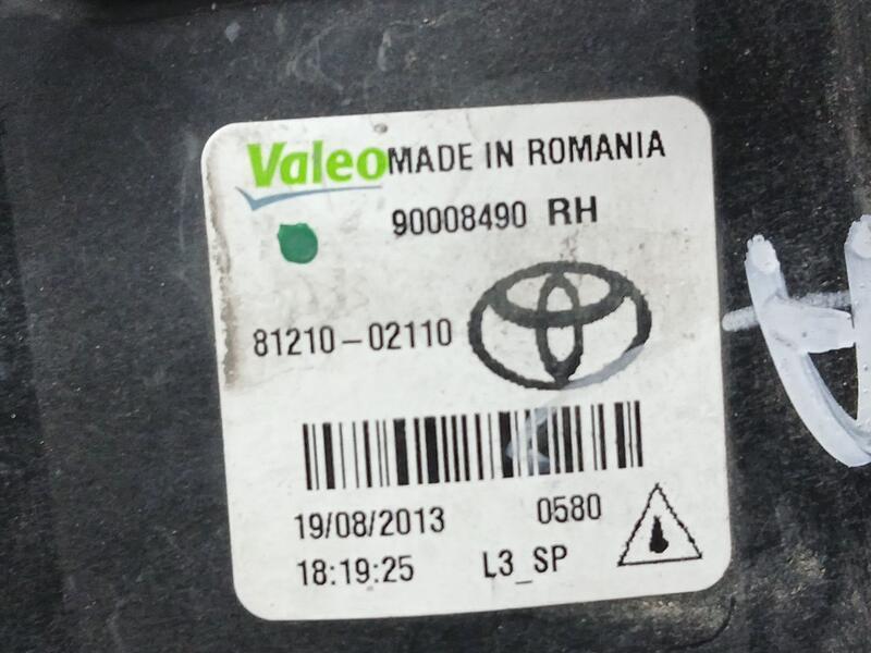 Faro Antiniebla Derecho para Toyota Auris