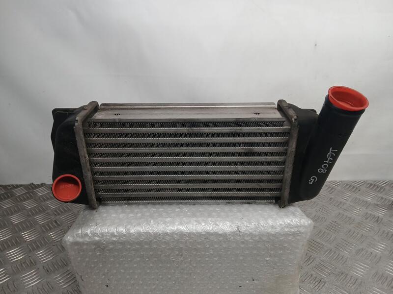 Intercooler para Toyota Auris