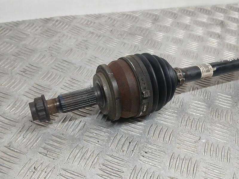 Transmision Delantera Izquierda
 para Toyota Auris