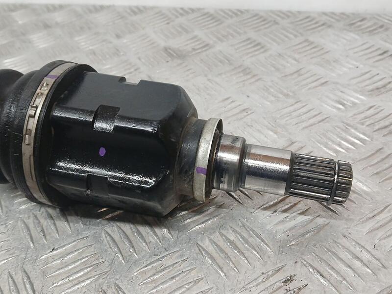 Transmision Delantera Izquierda
 para Toyota Auris