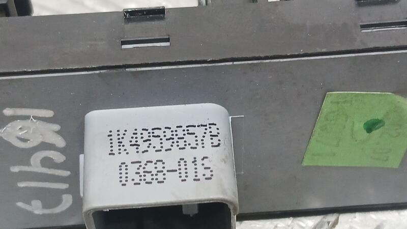 Mando Elevalunas Delantero Izquierdo para Volkswagen Golf V Berlina (1K1)
