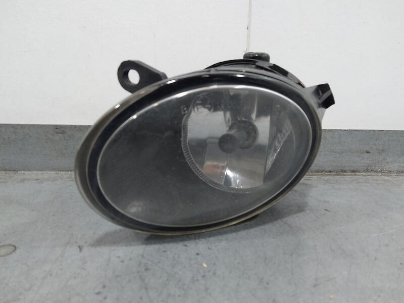 Faro Antiniebla Izquierdo para Audi A6 Berlina (4F2)
