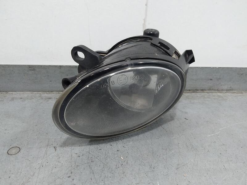 Faro Antiniebla Izquierdo para Audi A6 Berlina (4F2)