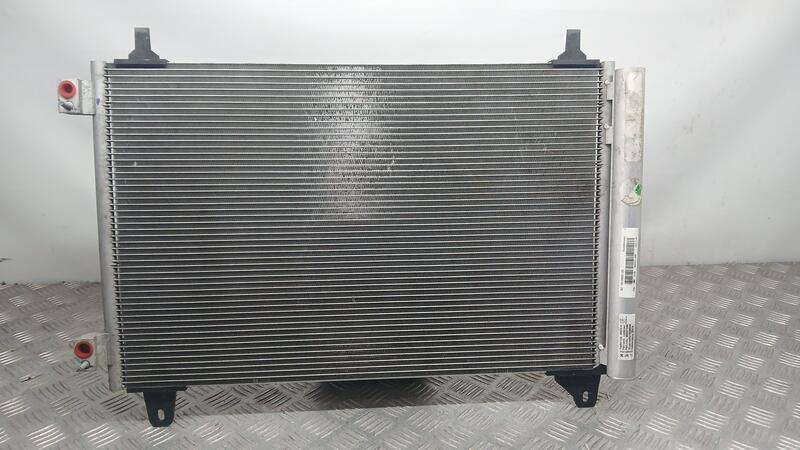 Condensador / Radiador Aire Acondicionado para Opel Corsa F