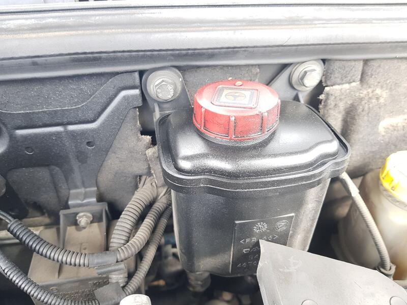 Bomba Direccion para Alfa Romeo 147 (937_)