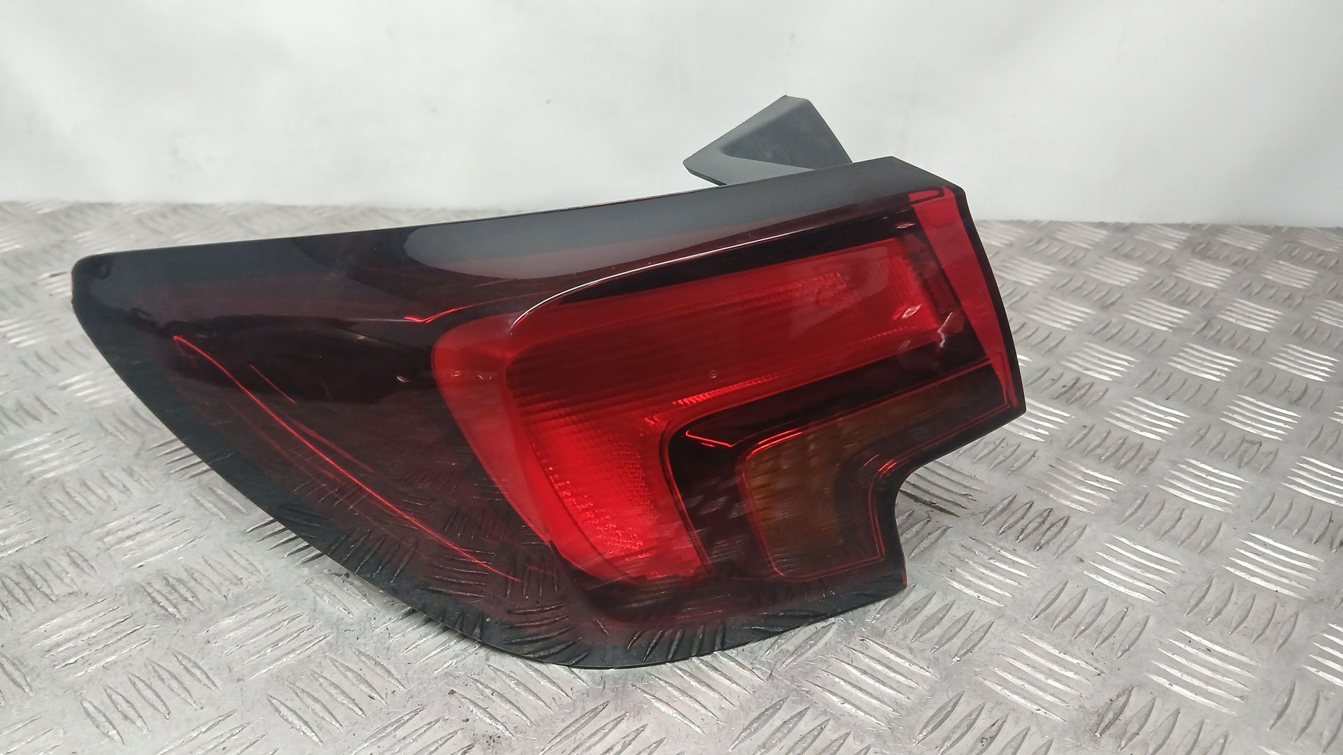 Piloto Trasero Izquierdo Exterior para Opel Astra K (B16)
