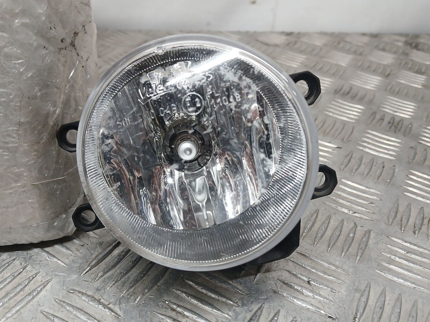 Faro Antiniebla Derecho para Toyota Auris