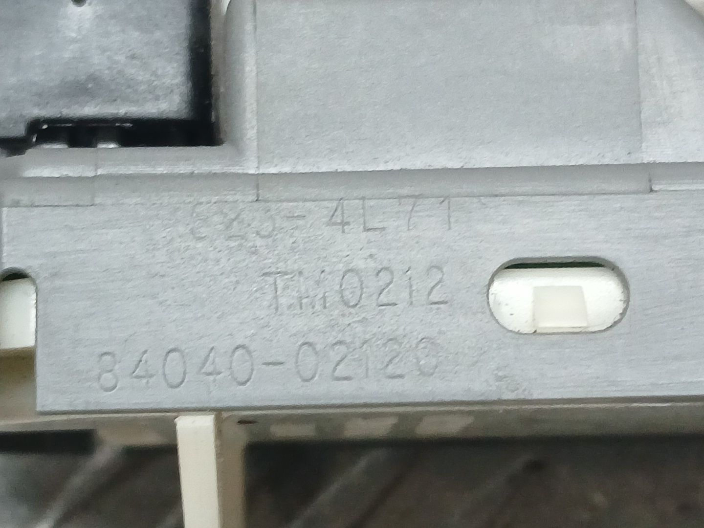 Mando Elevalunas Delantero Izquierdo para Toyota Auris