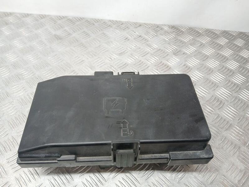 Caja Reles / Fusibles para Jeep Cherokee