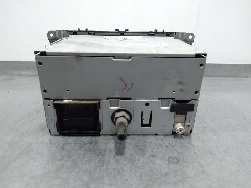 Sistema Audio / Radio para Ford Focus Lim. (Cb4)