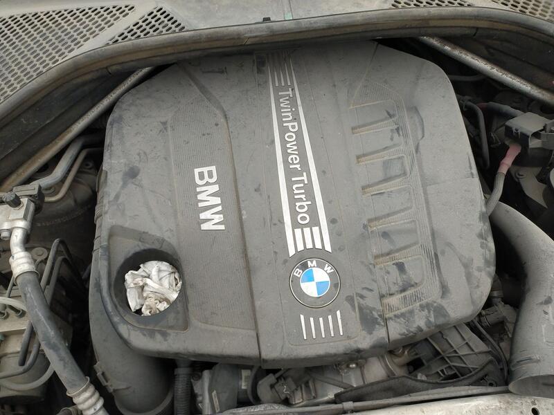 Tapa Motor para Bmw X5 (F15)