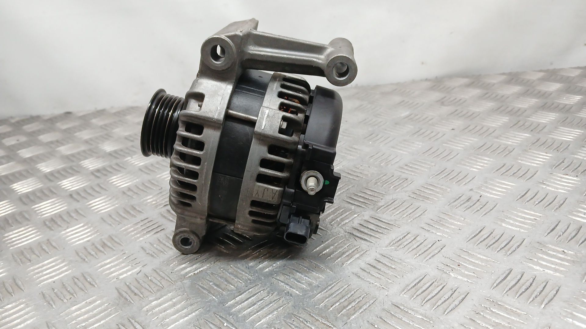 Alternador para Opel Astra K (B16)