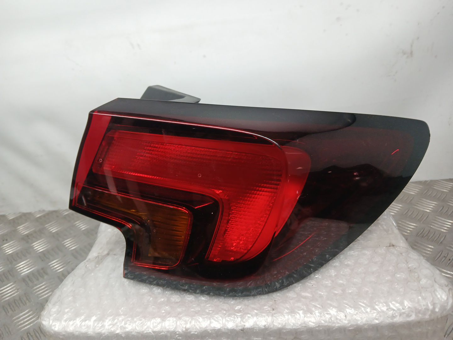 Piloto Trasero Derecho para Opel Astra K (B16)