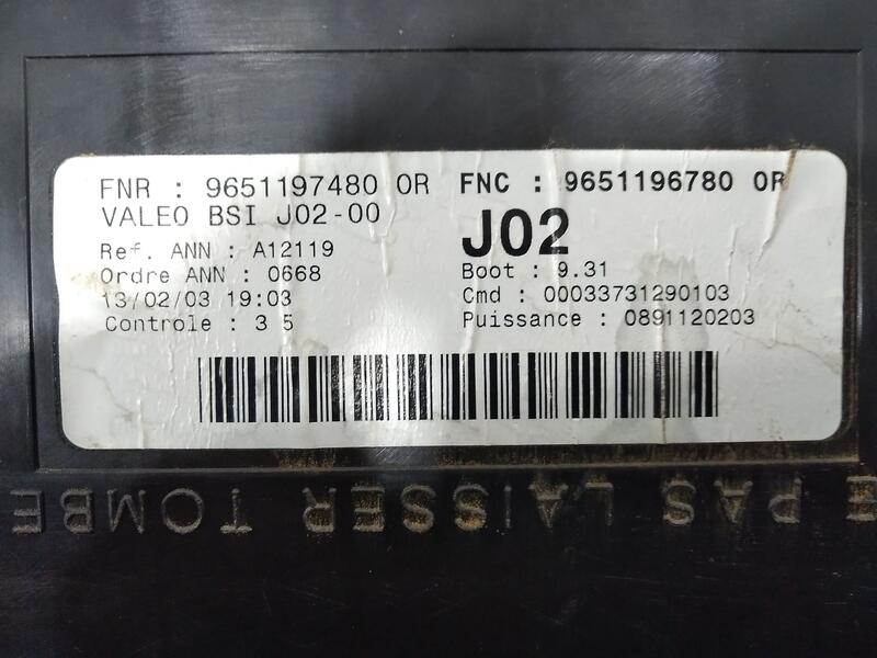 Caja Reles / Fusibles para Peugeot 307 Break / Sw (S1)