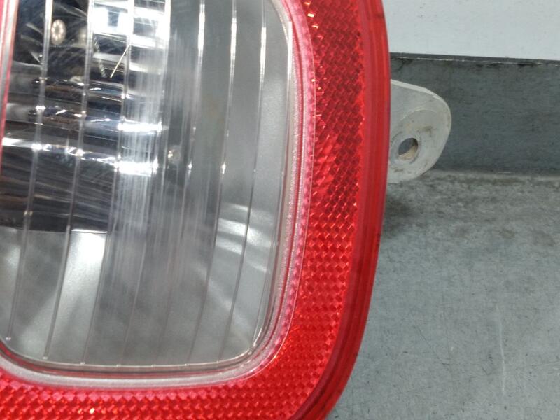 Piloto Trasero Derecho Paragolpes para Fiat Panda (319)