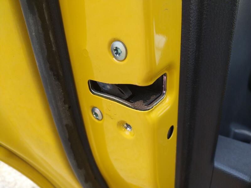 Cerradura Puerta Trasera Izquierda para Kia Stonic (Yb)
