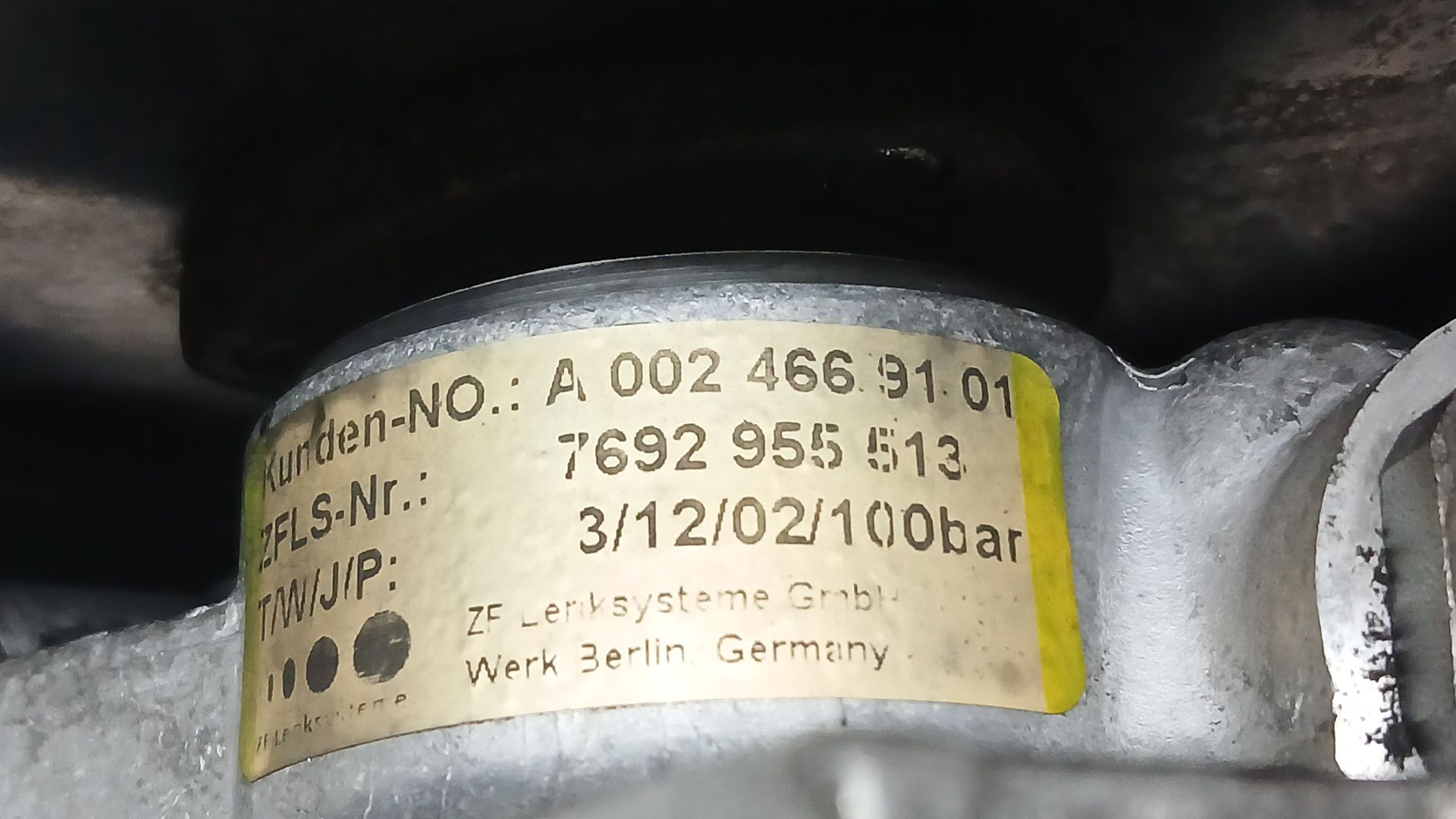 Bomba Direccion para Mercedes-Benz Clase M (W163)