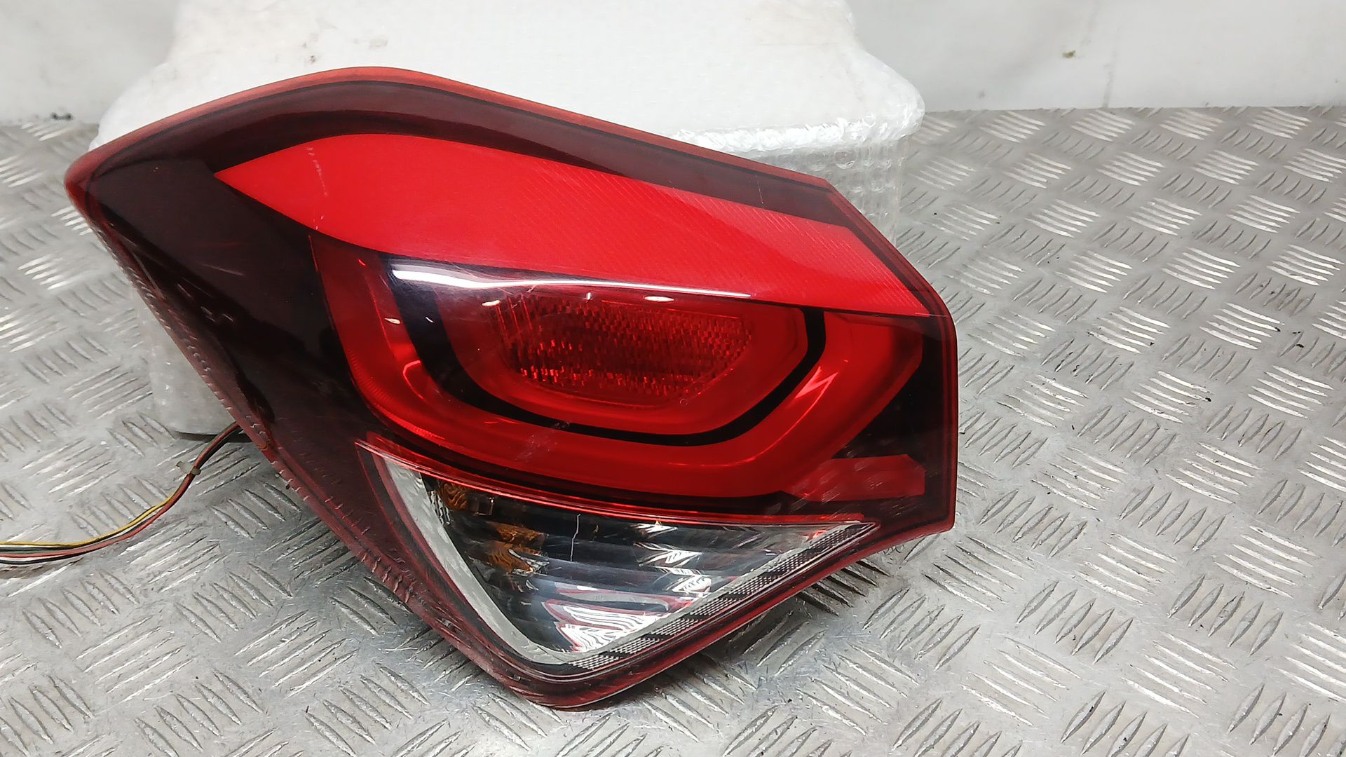 Piloto Trasero Izquierdo Exterior para Hyundai I20 Ii (Gb, Ib)