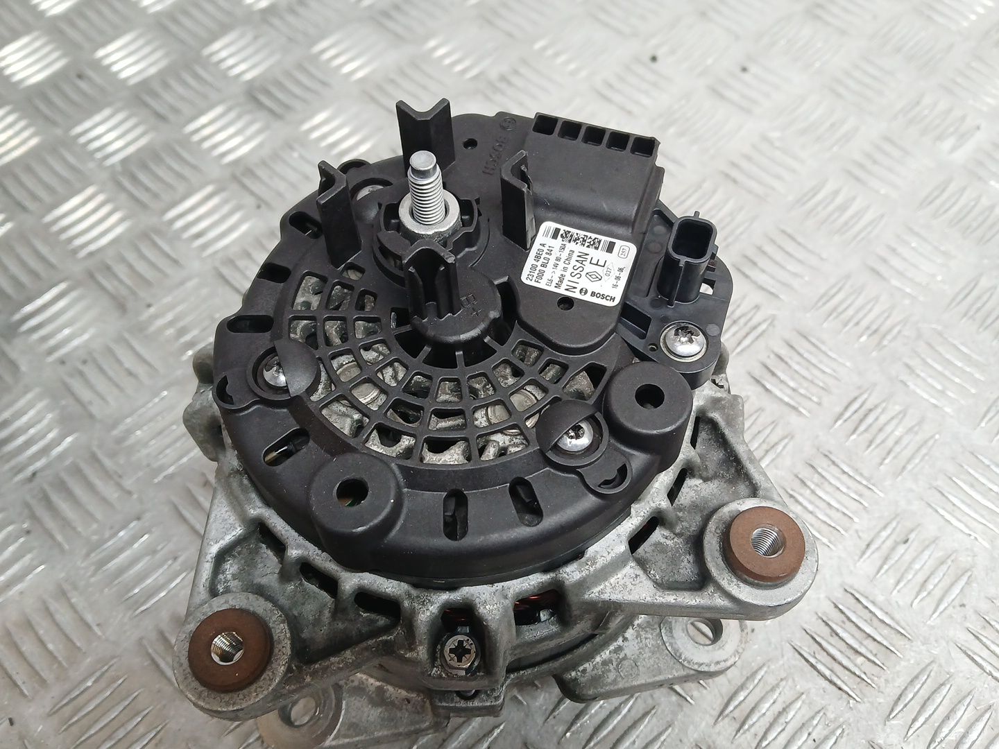 Alternador para Nissan X-Trail Iii (T32_, T32R, T32Rr)