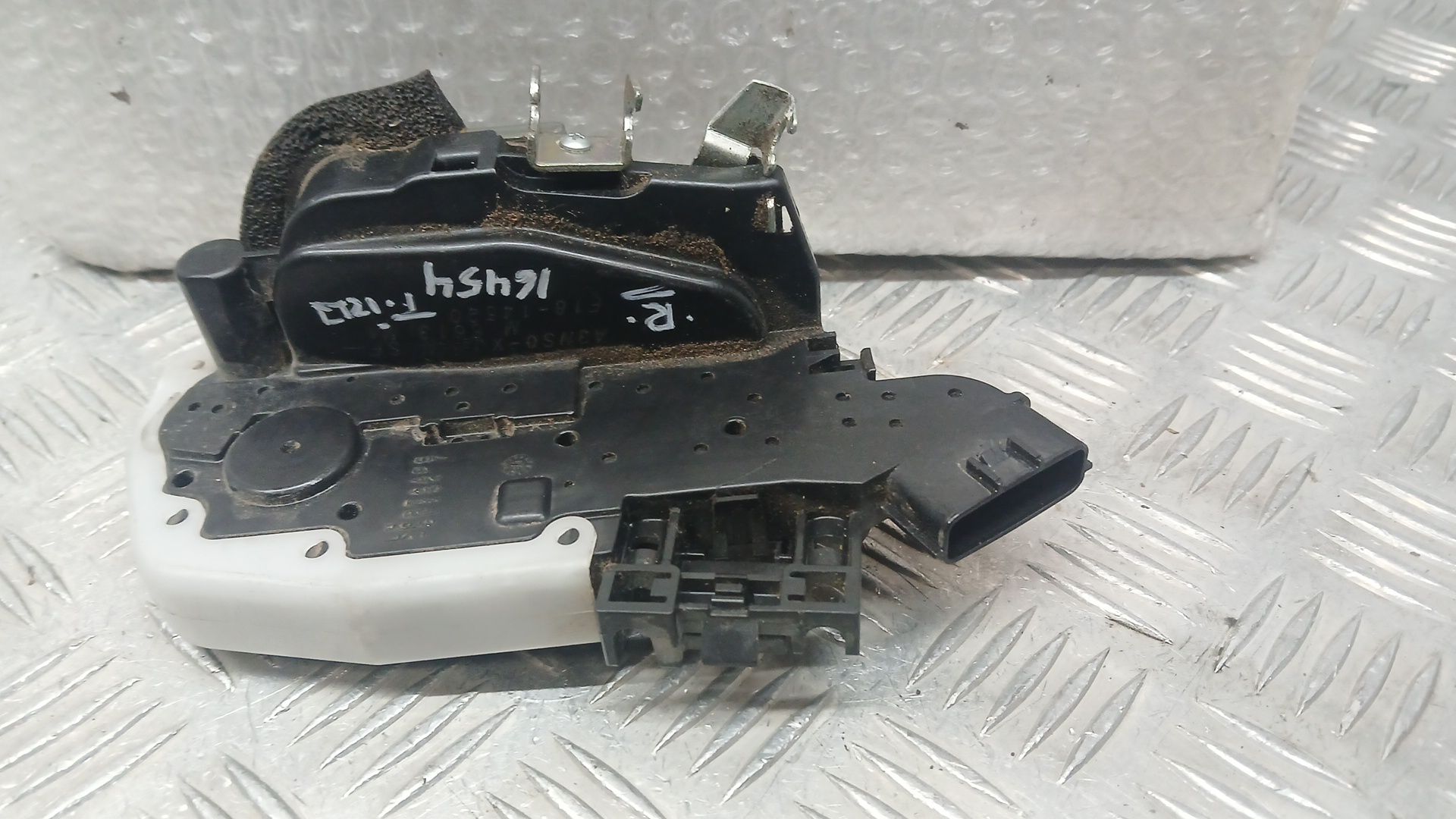 Cerradura Puerta Trasera Izquierda para Nissan X-Trail Iii (T32_, T32R, T32Rr)