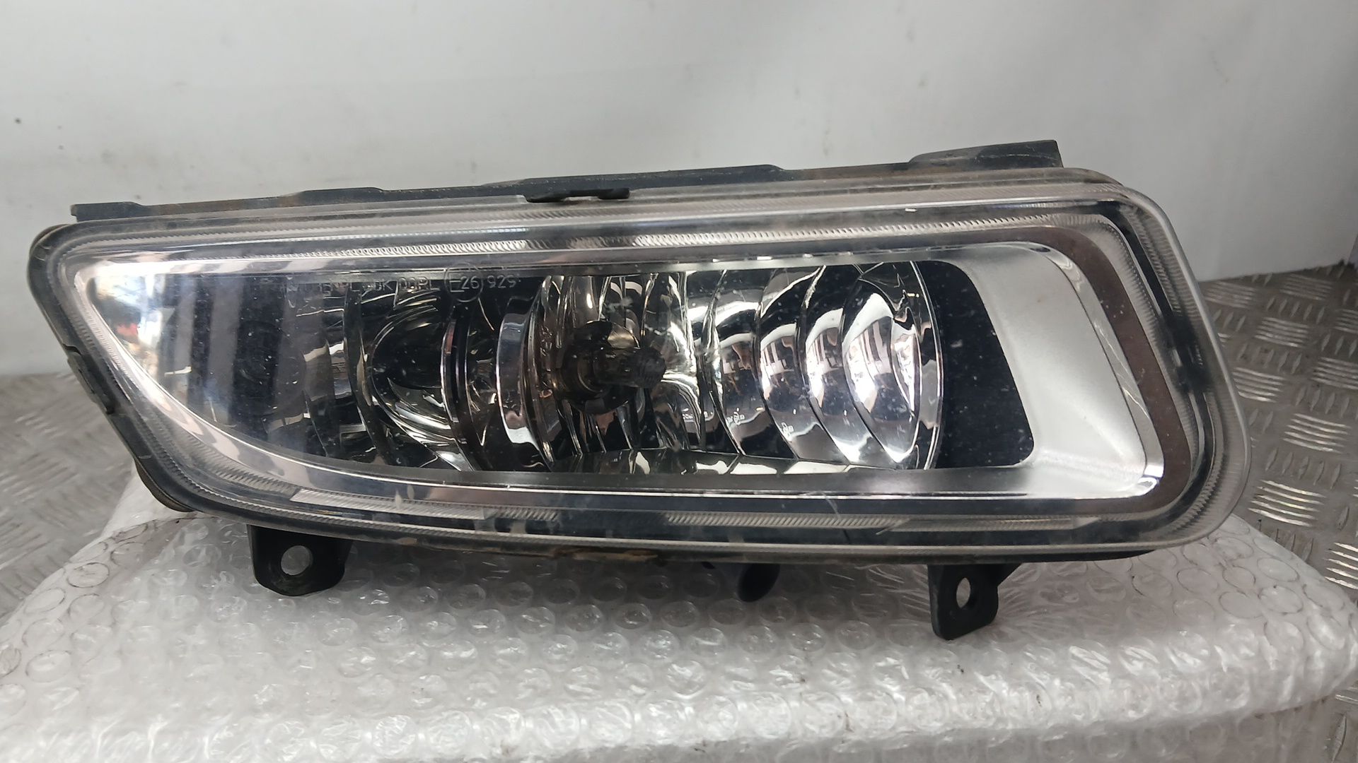 Faro Antiniebla Derecho para Volkswagen Polo V (6R1, 6C1)