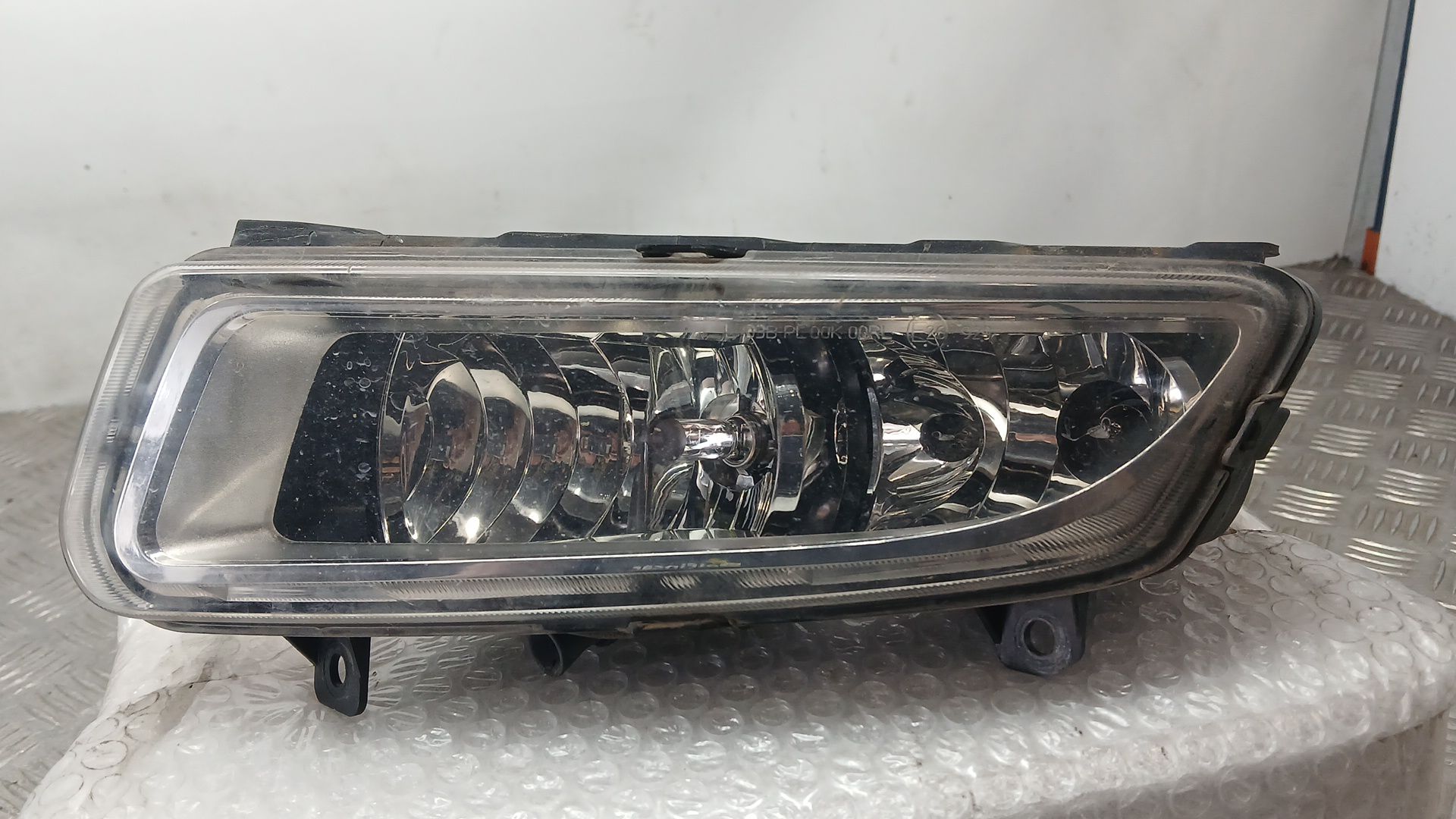 Faro Antiniebla Izquierdo para Volkswagen Polo V (6R1, 6C1)