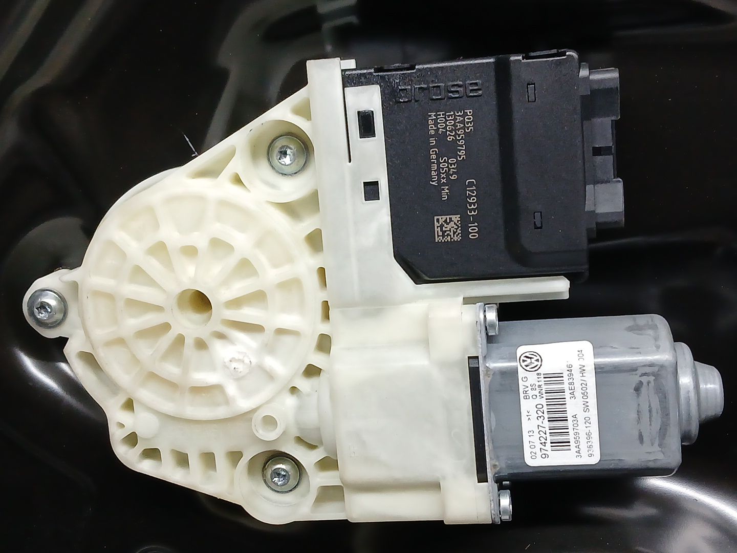 Elevalunas Trasero Izquierdo para Volkswagen Passat B7 (362)